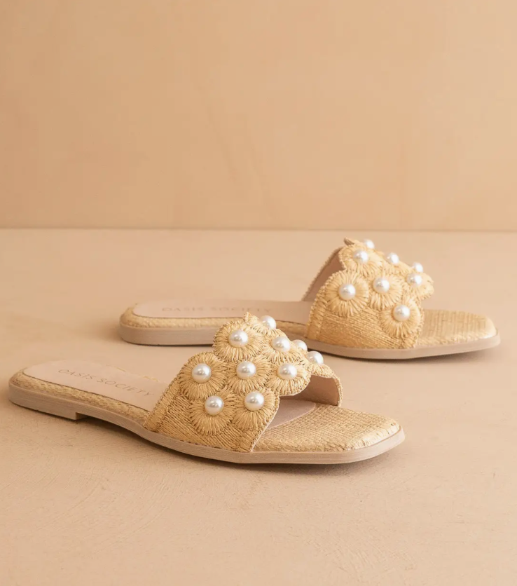 Cathleen Pearl Raffia Slide