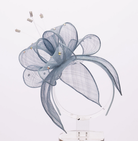 Elegant Loop Bow Fascinator