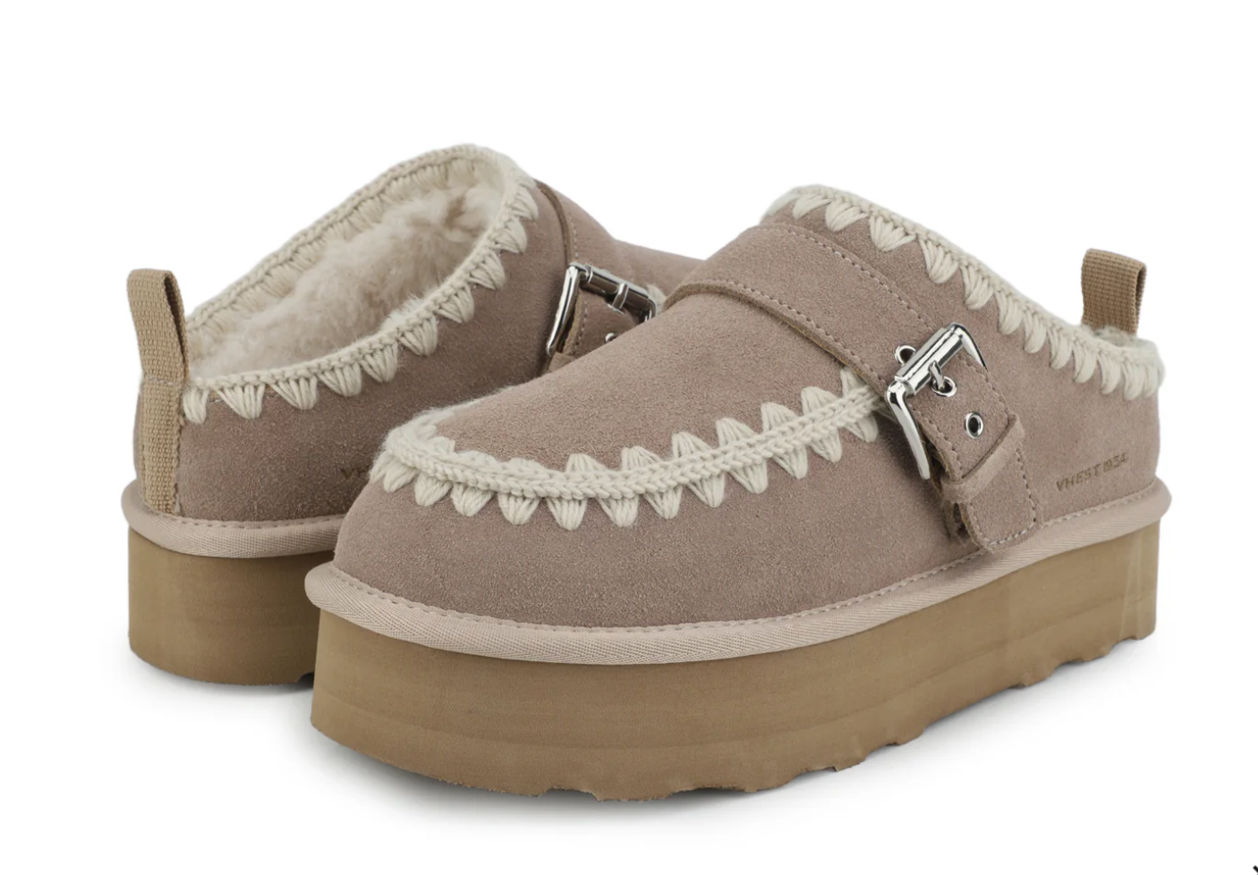 Close 2 Slippers