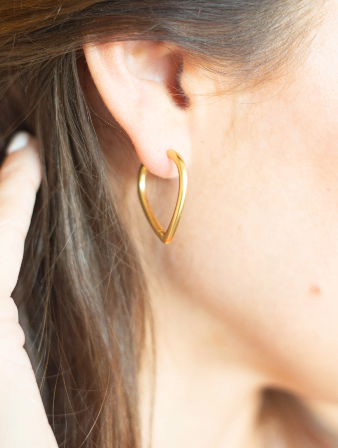 Nora Hoop Earrings