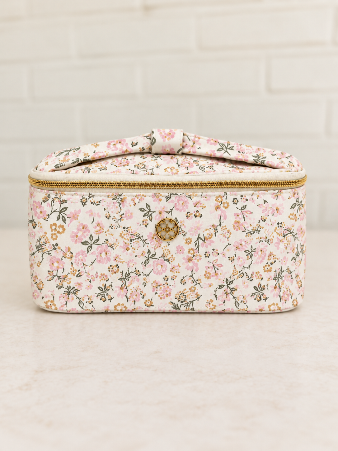 Kiss & Makeup Bag