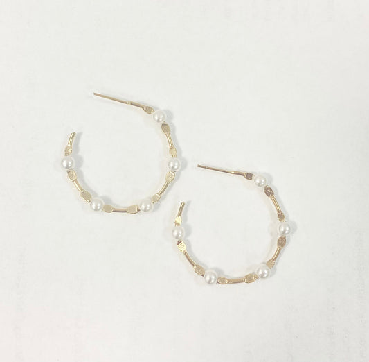 Greta Pearl Hoop Small